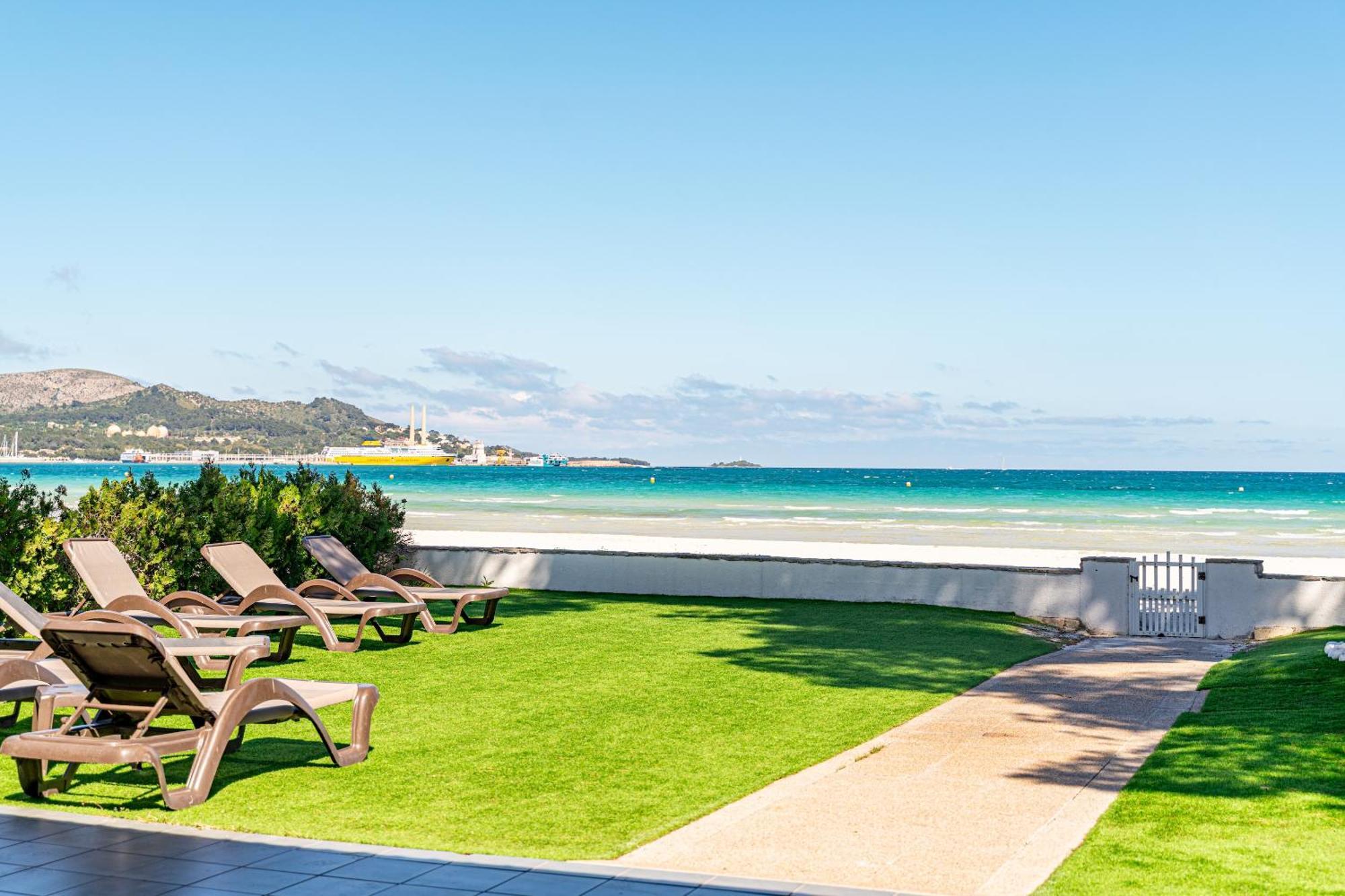 Villa Garballo - Sea Front *